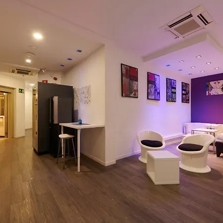 Guest house Mayerling Centro 2*